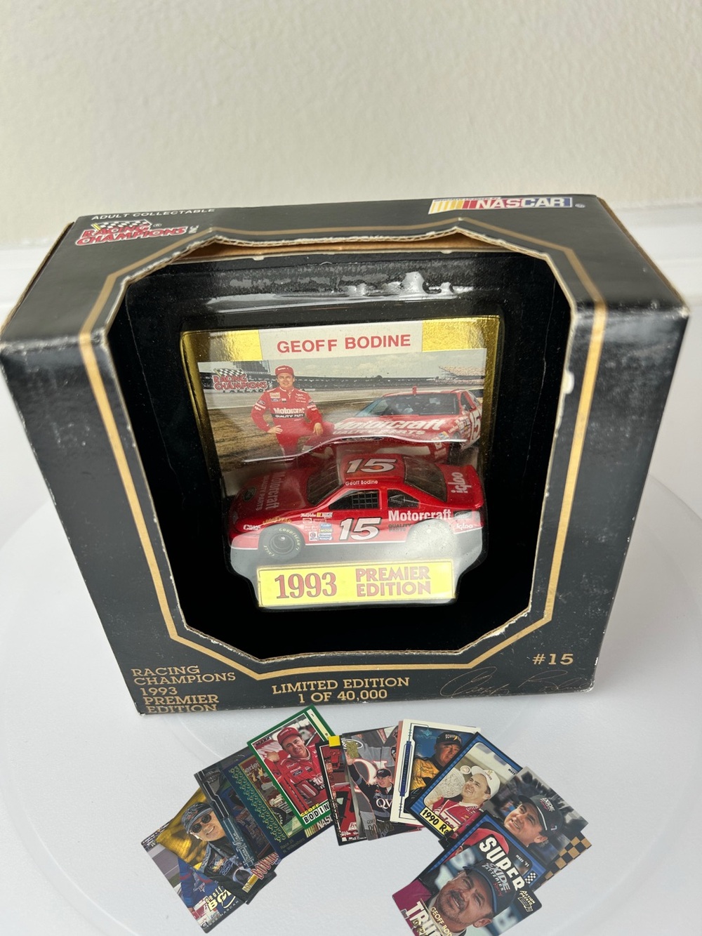 Racing Champions 1993 Geoff Bodine #15 Premier Edition Diecast + 20 Cards